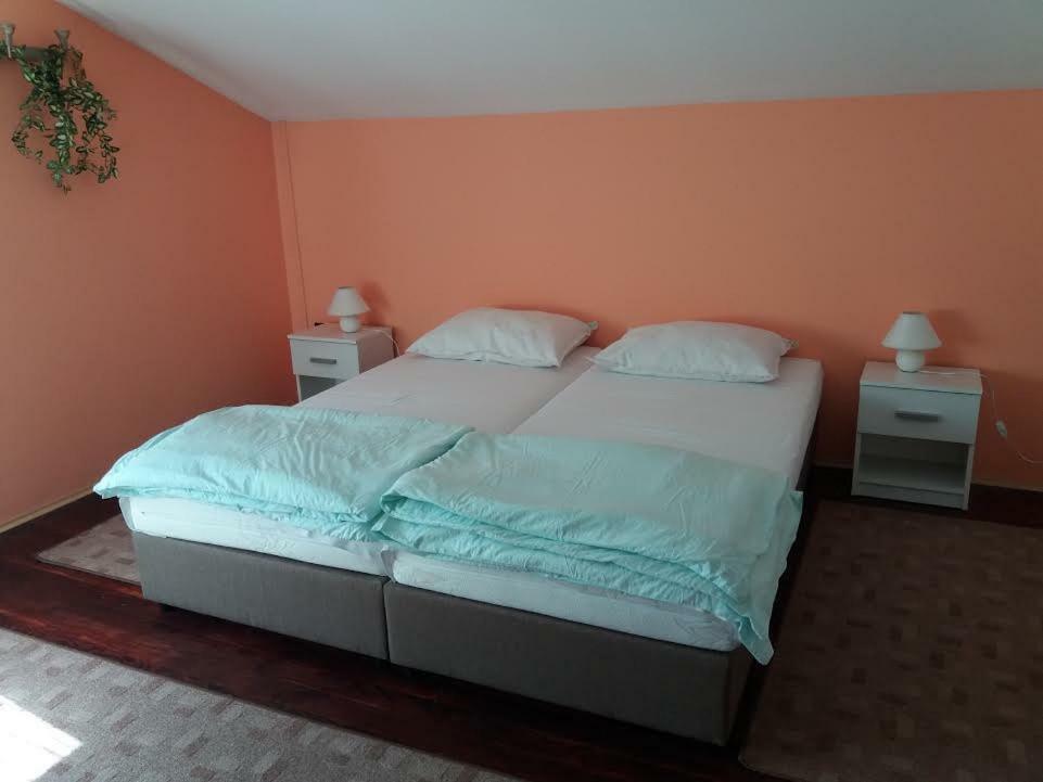 Apartmani Kristanic Karlovac Zewnętrze zdjęcie